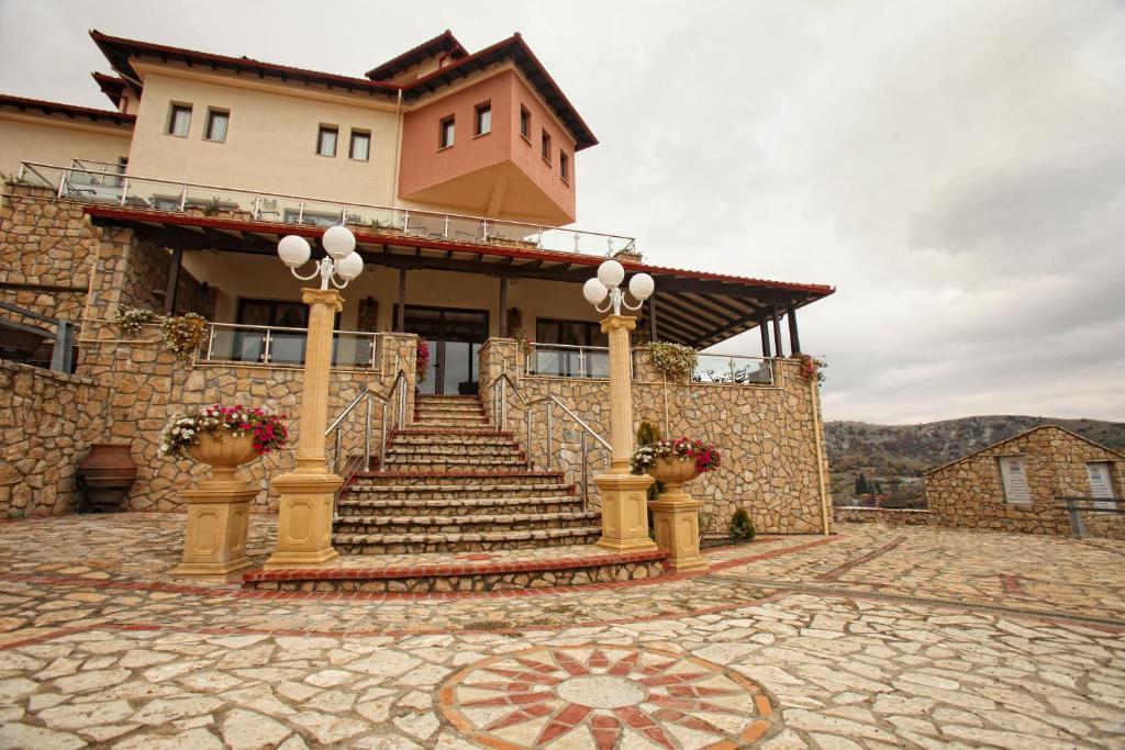 Afkos Grammos Boutique Hotel Resort Nestorion 外观 照片
